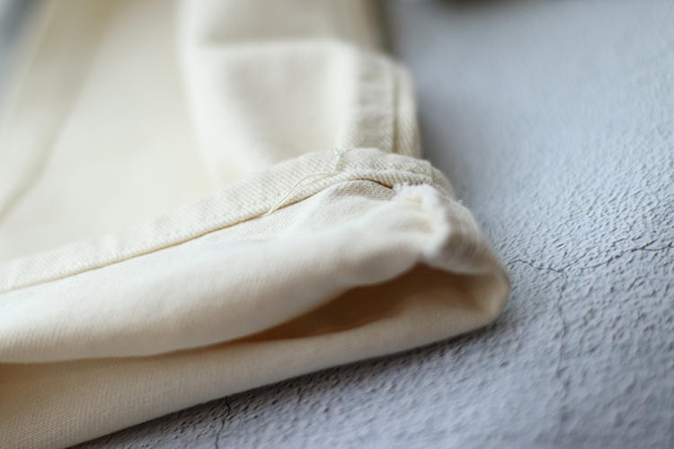 是件称职的“解忧”白裤工装！四季匹配能力：超级赞哦~