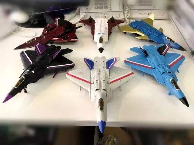 变形金刚中的怪异霸天虎人物设定,变形金刚1到5所有霸天虎阵容