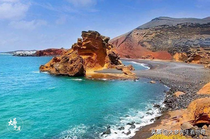 丢失尊严的火山,地下13米温度高达600℃,却被人当成火炉卖烧烤