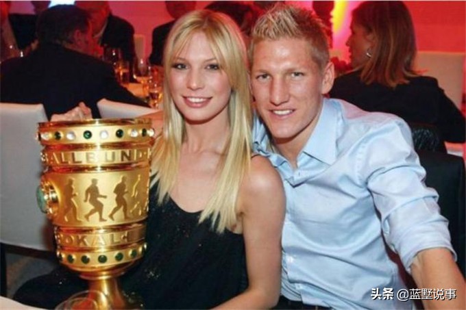 德国球星小猪前女友莎拉,德国世界杯球员小猪