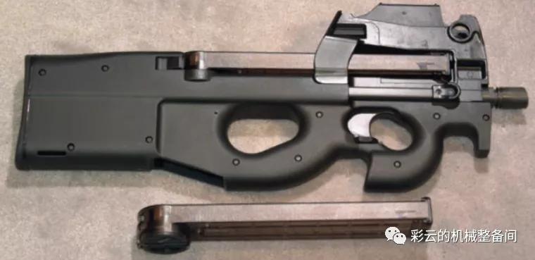 说到PDW你首先想到的就是它——比利时P90单兵自卫*器武**