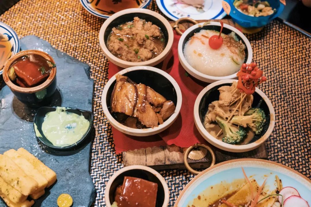 十一去西安玩住哪里,西安旅游住宿自由行推荐攻略