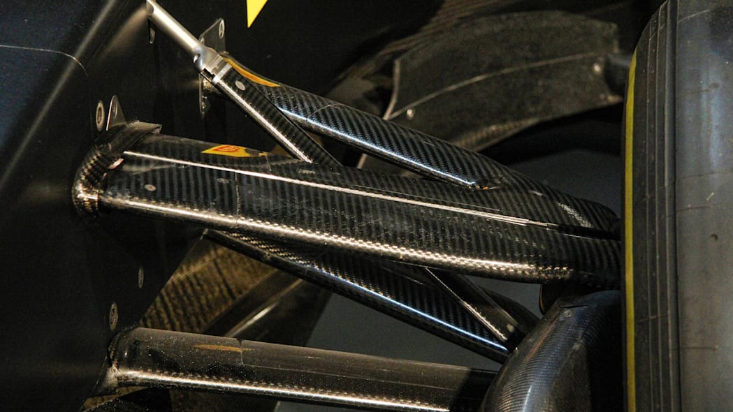 拍卖所得捐赠给疫情防控机构，丰田拍卖2009年F1赛车