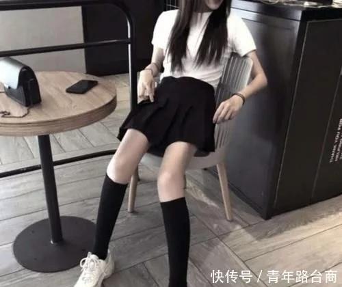 上课瘦腿方法学生党最快,女生学瘦腿