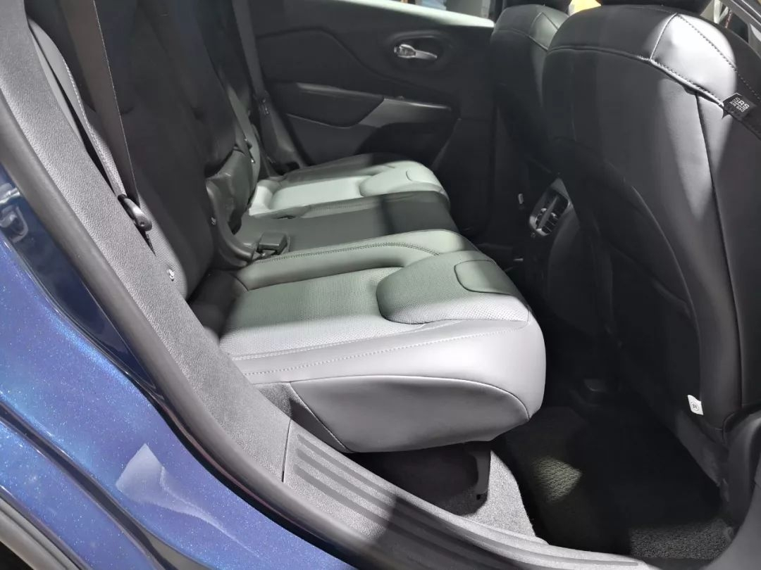 全新jeep自由光,2021款jeep自由光什么时候换代