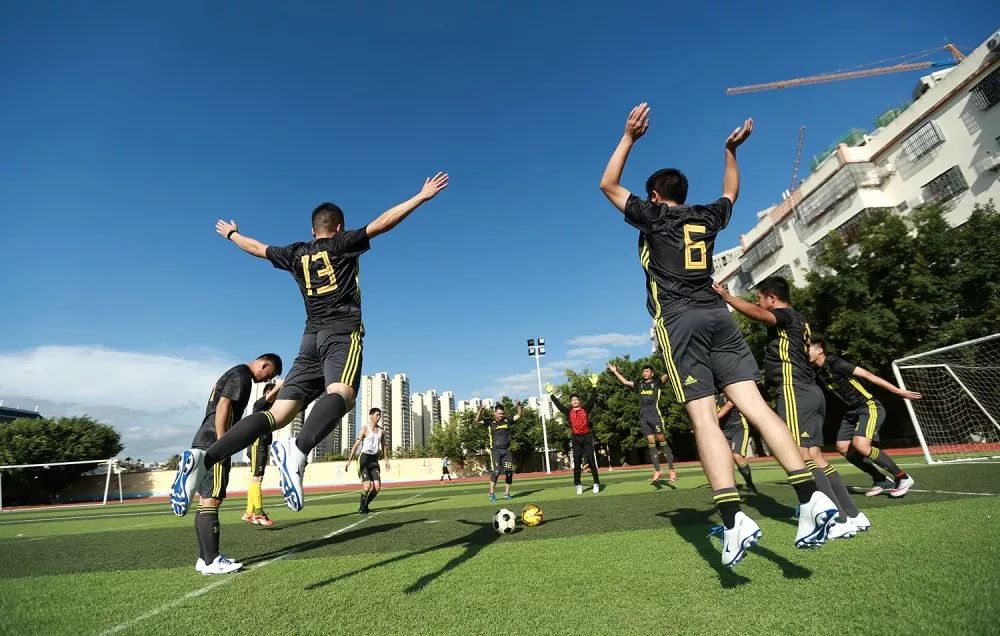 军营足球赛直播,走一起去看球赛