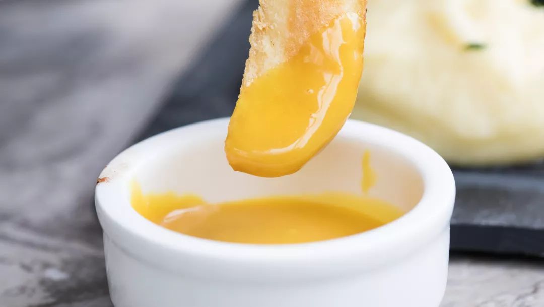 一挤就爆奶的超薄0.1pizza，被外国朋友吹上天