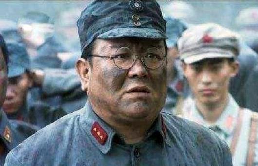 1930年，国民*党**中将被我军俘获，看到毛*东泽**大喊：润之，放我生路