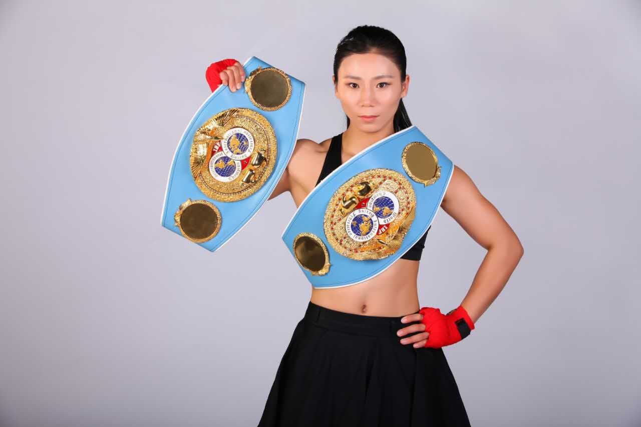 拳击女冠军蔡宗菊,蔡宗菊职业拳击世界冠军