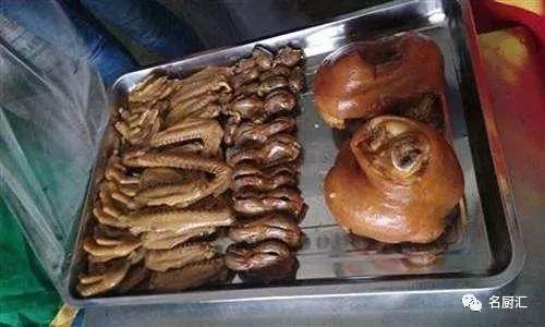 卤水卤菜发黑怎么补救,卤菜卤水发臭怎么回事