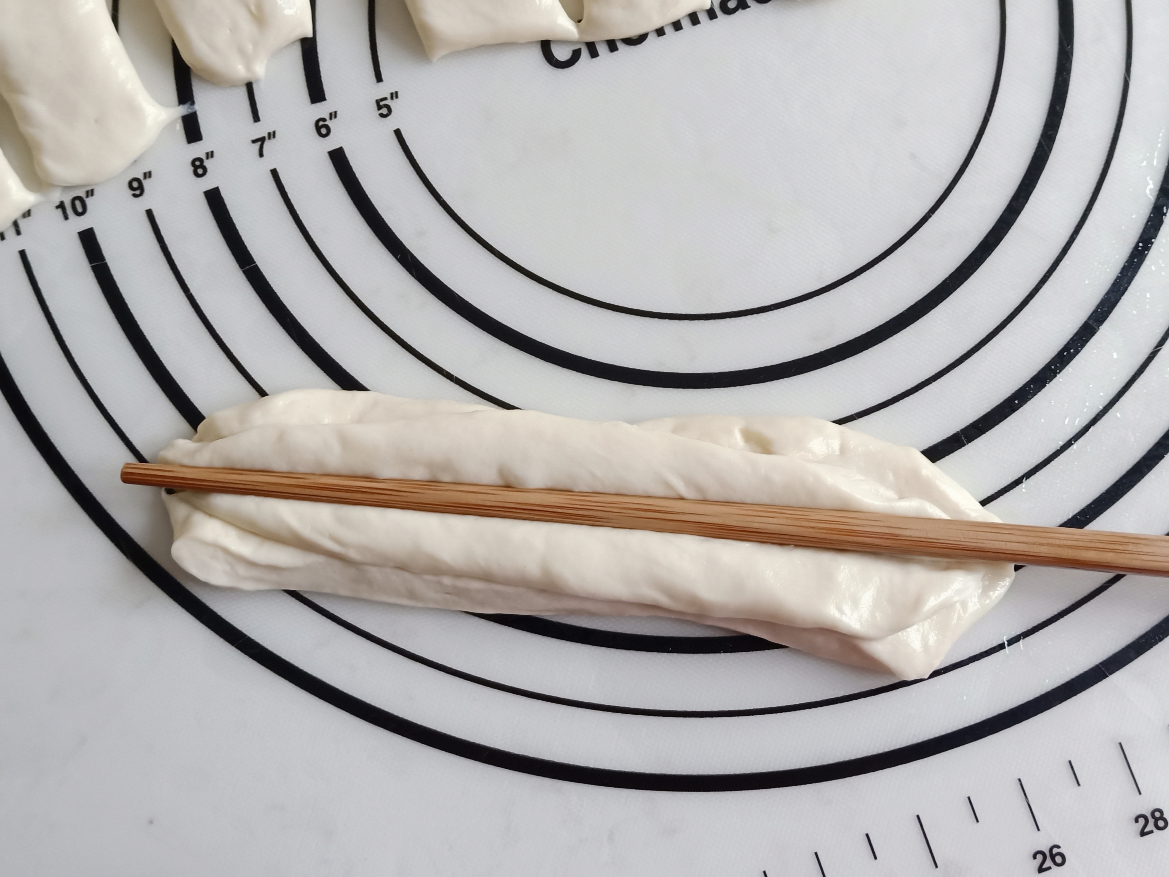 在家无聊做油饼,在家无聊学着做油条