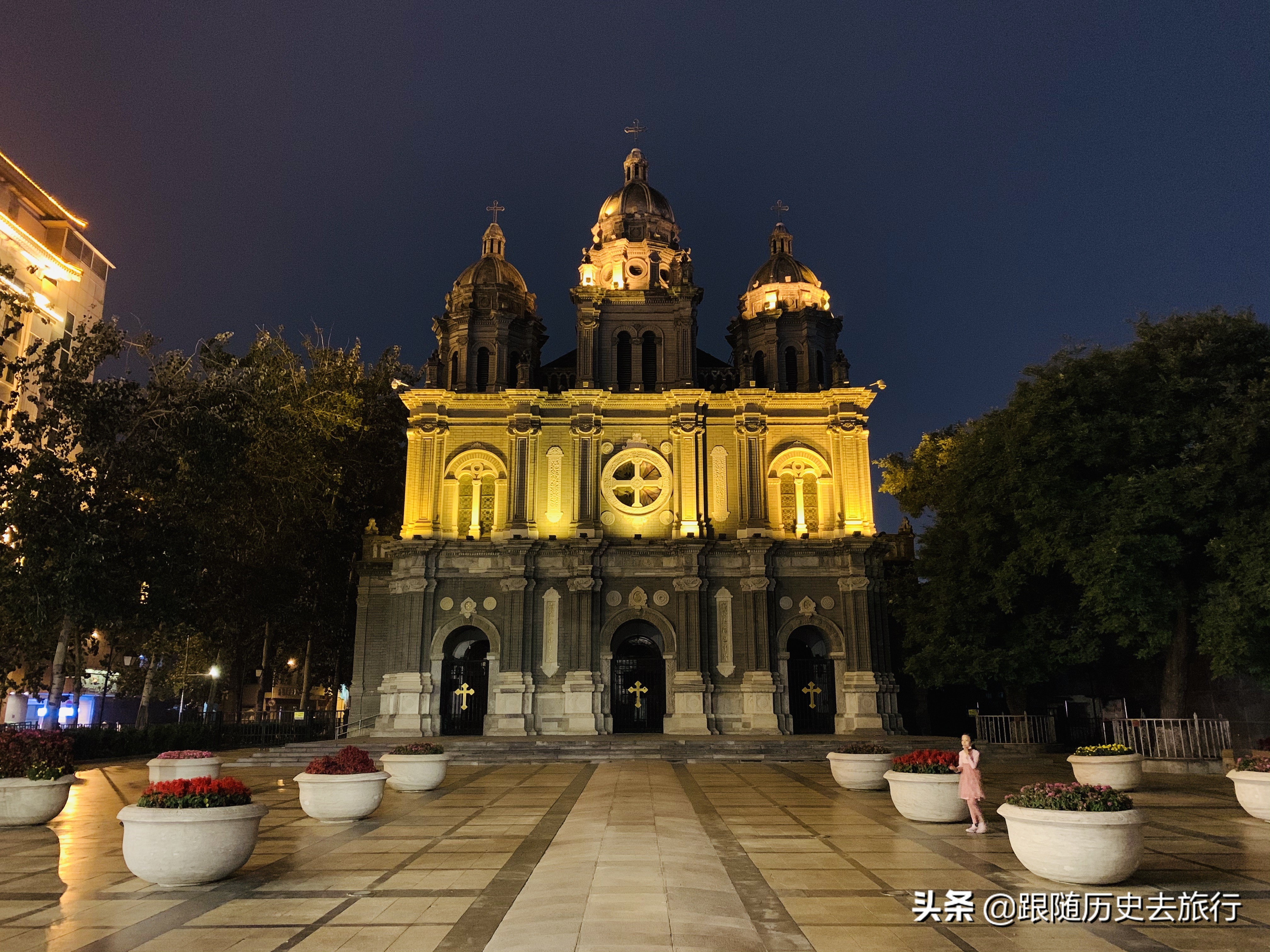 北京王府井冷清,北京王府井商业街冷清的现状