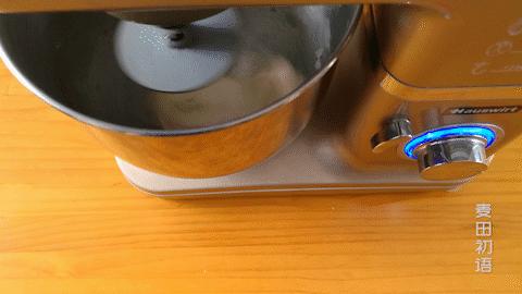 可颂机器开酥的正确方法和步骤,牛角包可颂面包开酥教程视频