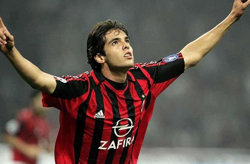 ac米兰圣诞树阵型,米兰圣诞树阵容四个十号中场