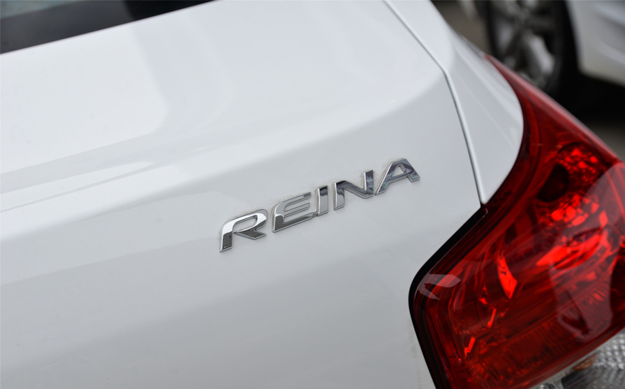 颜值高却不贵的合资家轿，1.4L动力省油、耐开，月薪3000可养