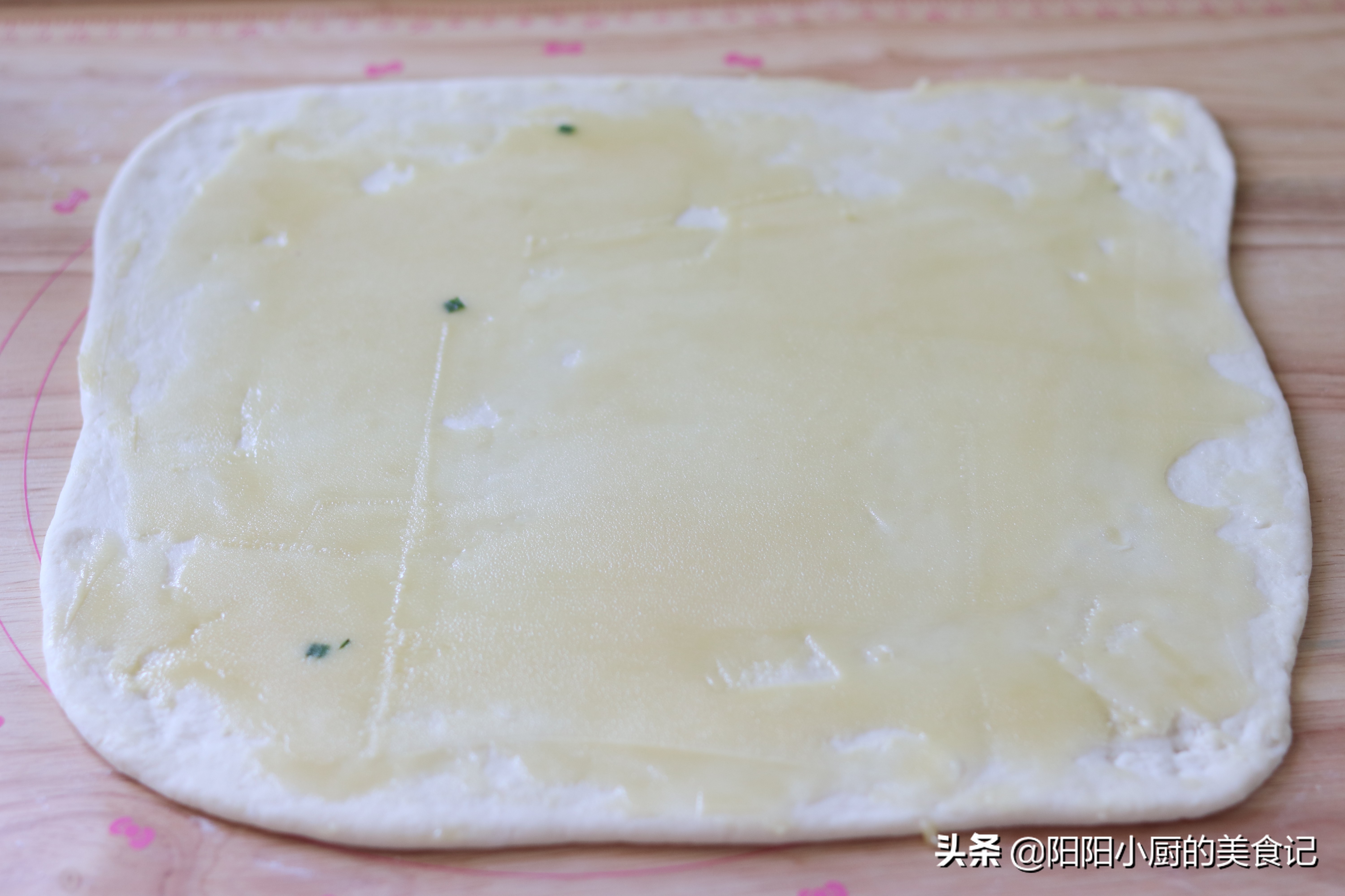 千层饼葱油家常做法,油酥千层饼怎么做酥脆松软有层次