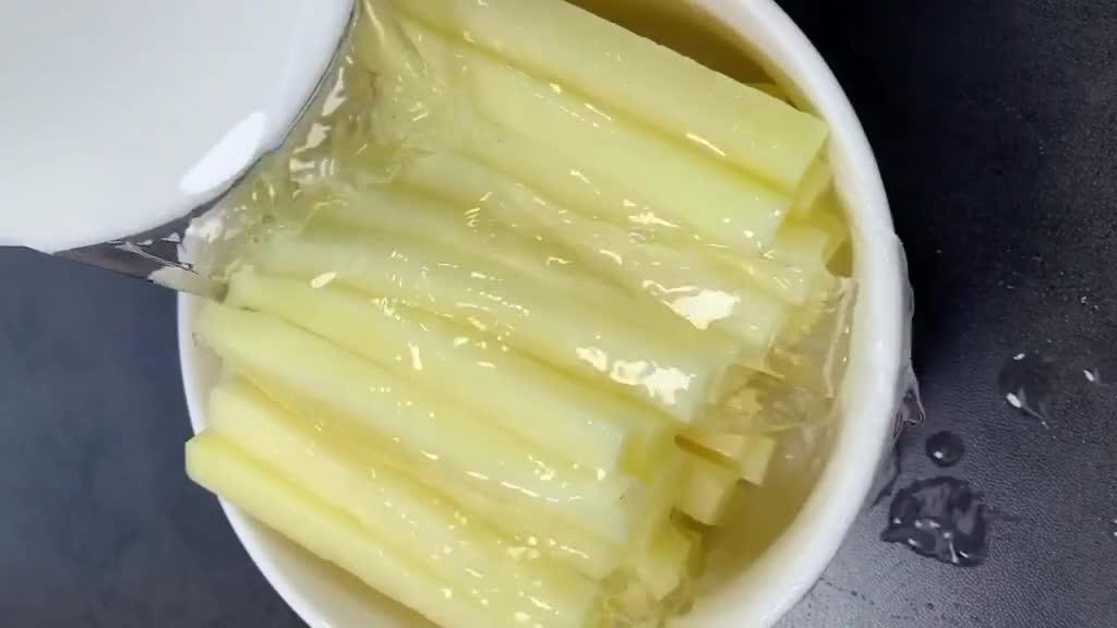 炸薯条怎么做才又香又脆不用冷冻,冷冻炸薯条怎么炸才酥脆不回软