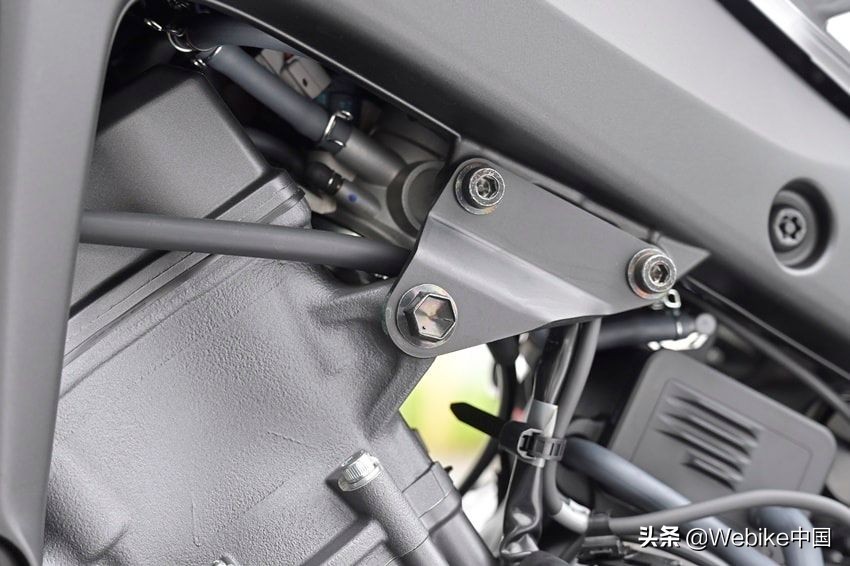 闆呴┈鍝坱racer9鍥藉唴鍞环,闆呴┈鍝坱racer9gt璇勬祴