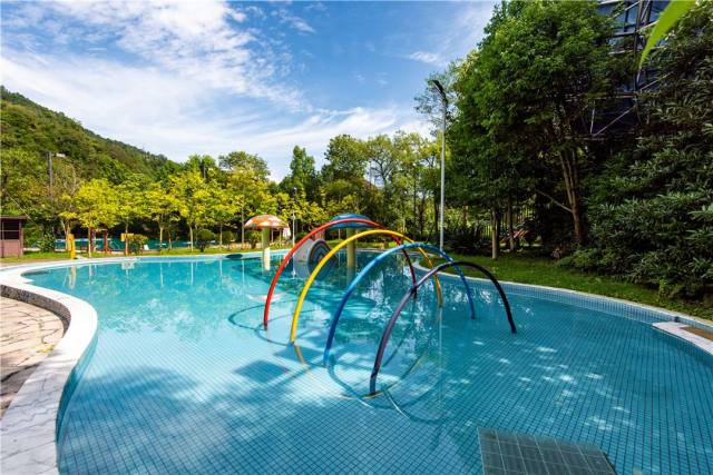 花水湾五星级度假酒店,花水湾森林海温泉度假酒店