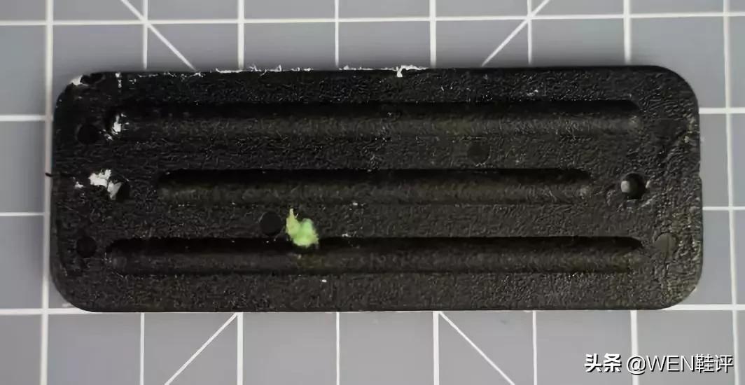 库里7库里上脚配色,库里7黑红上脚