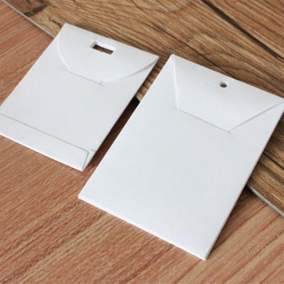 选衣服千万不要看吊牌看价格,衣服吊牌都在哪个位置买