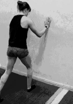 后脚跟崴脚怎么矫正,崴脚康复期走路足跟痛