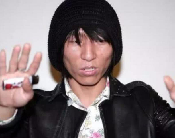 因为吸毒毁掉的明星,因吸毒而毁掉的明星真实案例