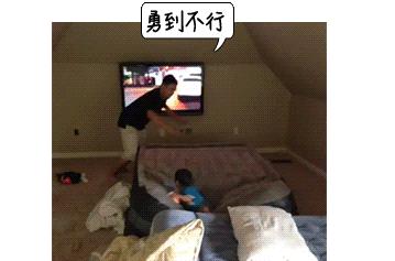 宝宝肚脐鼓起一个大包,宝宝肚脐鼓包