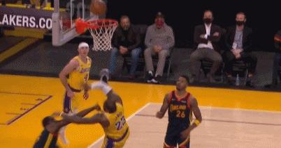 格林4次犯规视频,詹姆斯格林恶意犯规视频