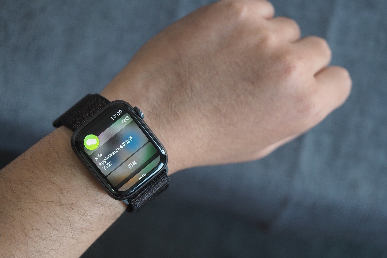 applewatch444mm白色上手体验,applewatch4功能最全介绍