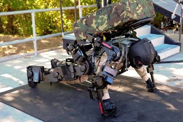 流浪地球中有哪些军事武器,流浪地球里最厉害的武器