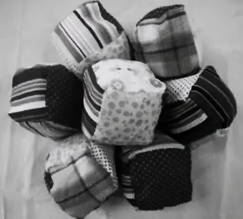 似水流年童年的回忆,童年的回忆70后踢毽子