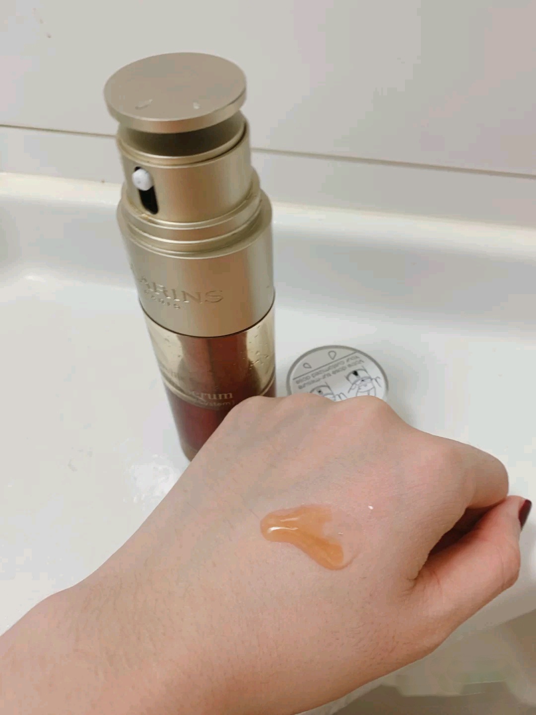 科颜氏淡斑精华液小白瓶精华,科颜氏美白提亮淡斑精华与小棕瓶