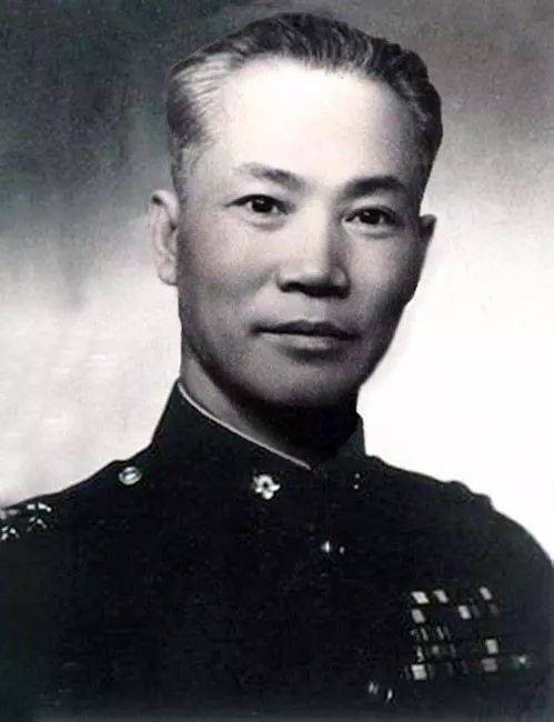 1949年蒋介石败逃台湾时，*剑英叶**本可以打下老蒋专机，为何不打？