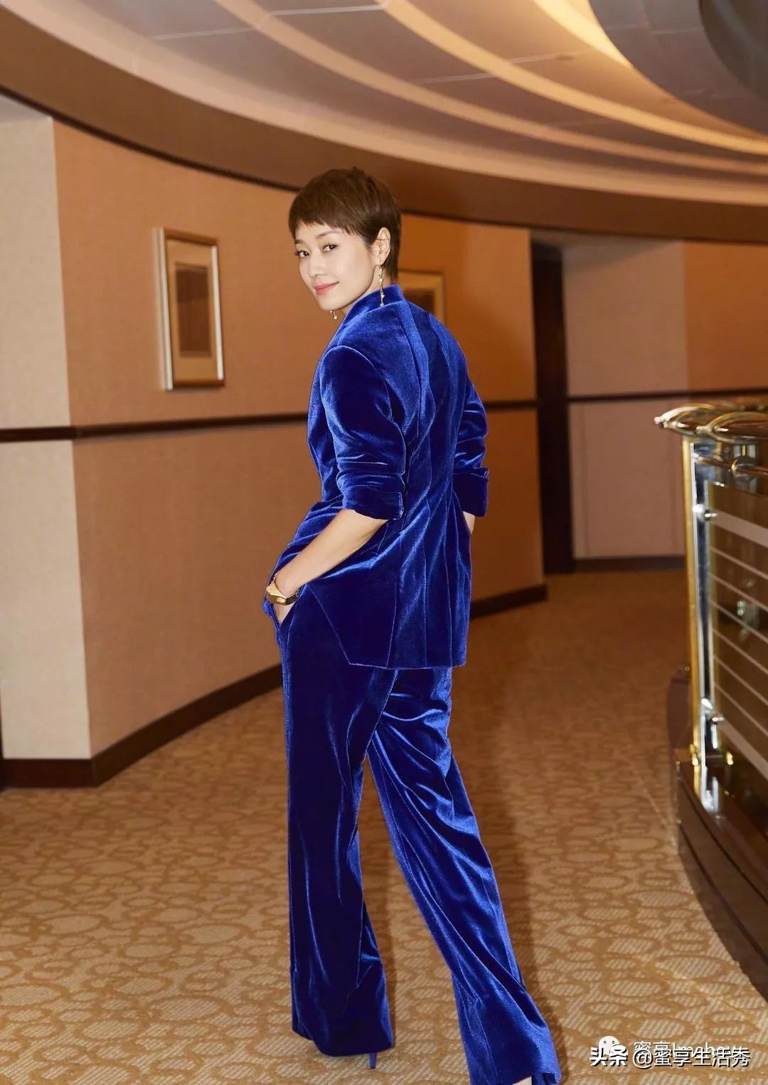 凯特王妃梅根穿衣搭配,凯特王妃和梅根穿衣打扮秋冬