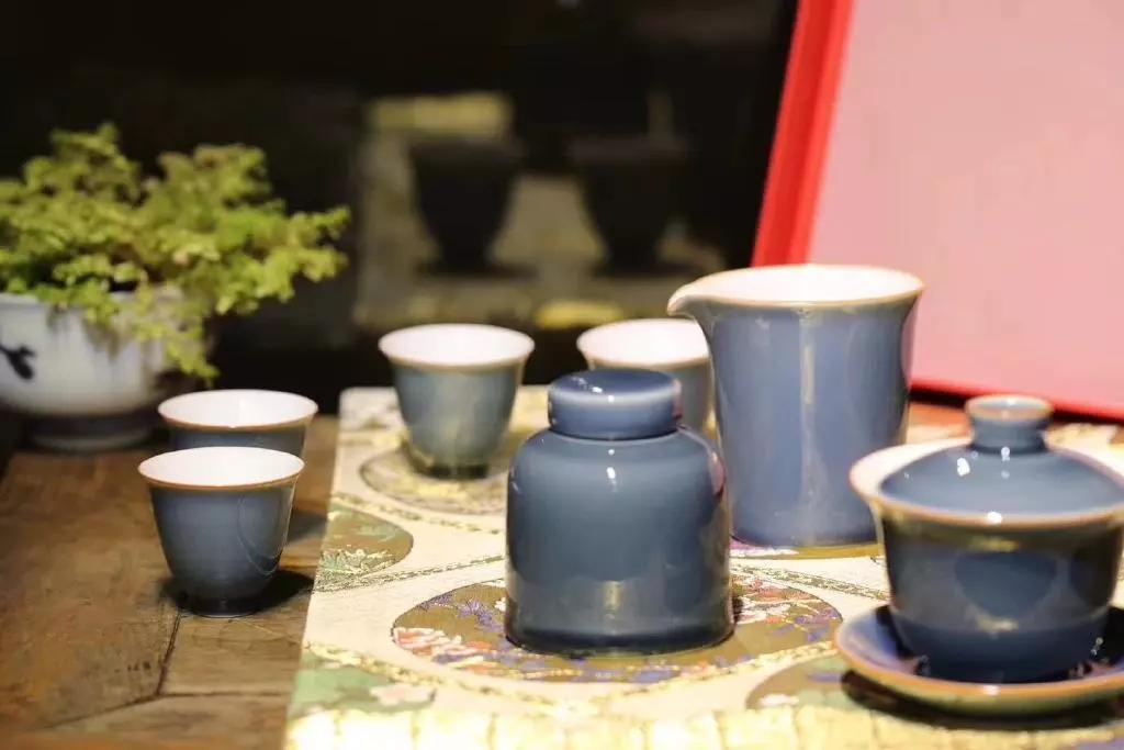 号级茶和印级茶七子饼茶,云南七子饼茶熟茶年份识别方法