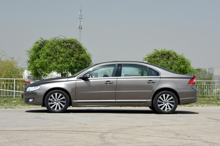 沃尔沃s60不加长销量,哪年的沃尔沃s60值得入手