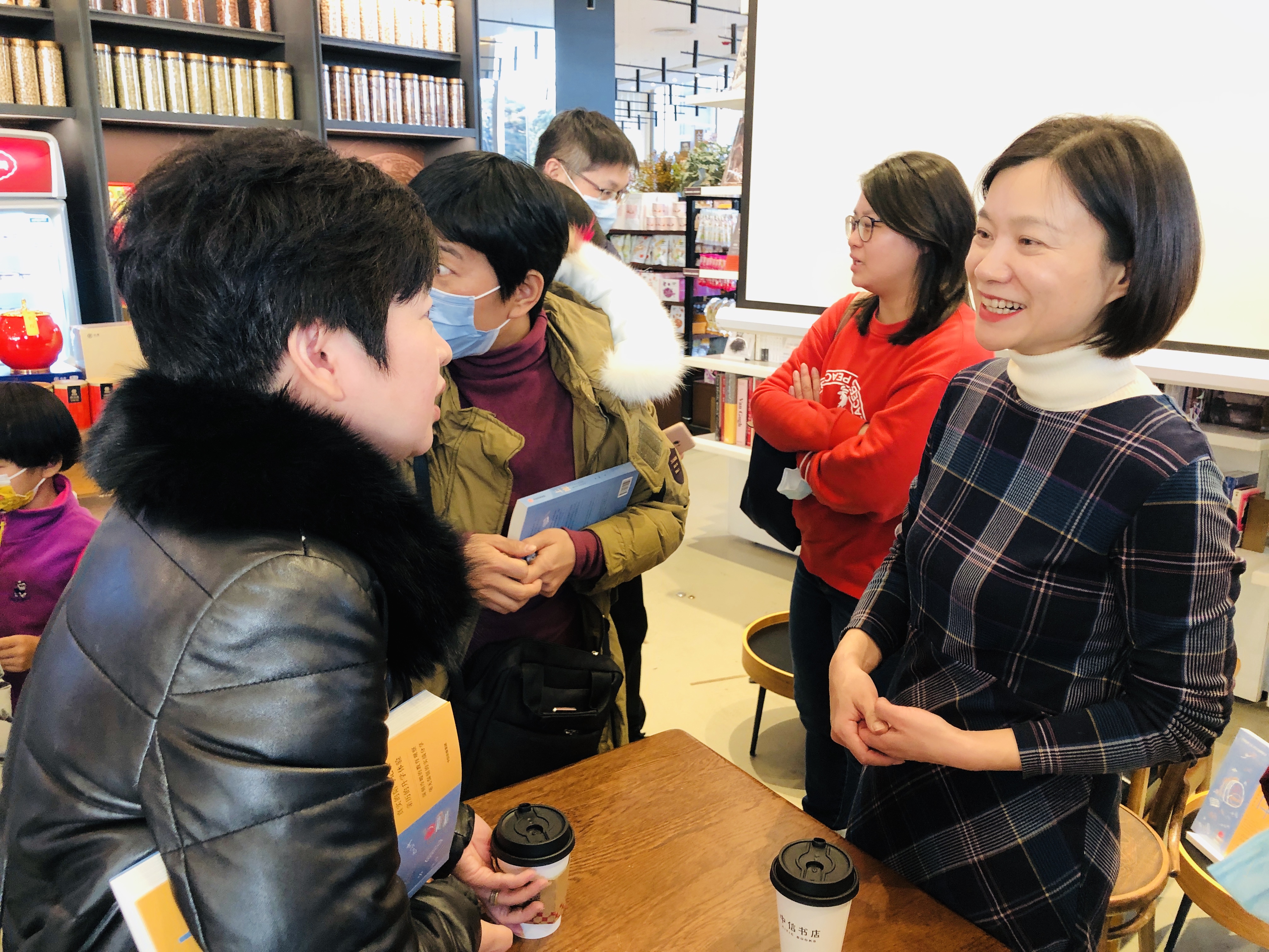 我们离“上岸”还有多久？花生妈妈新书《上岸》读后感