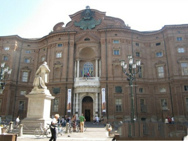 意大利都灵风景照片,曾经意大利的首都