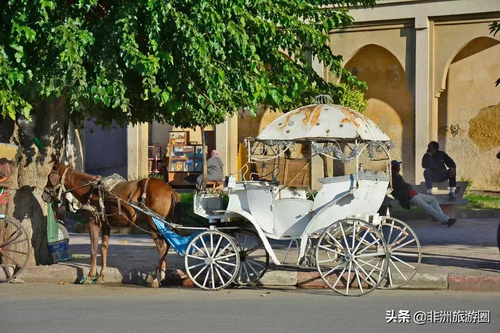 比欧洲便宜比希腊小众梦幻，这个免签的童话故事现实地千年摩洛哥