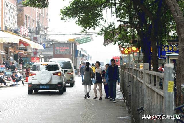 国内有名的海鲜市场,并不是北京新发地,而是广东黄沙水产市场