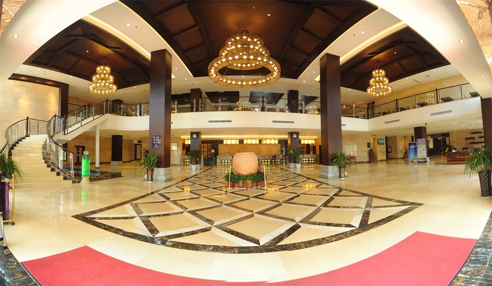 九江-庐山上汤温泉2大2小家庭票不到百元，畅玩温泉区+水上乐园！