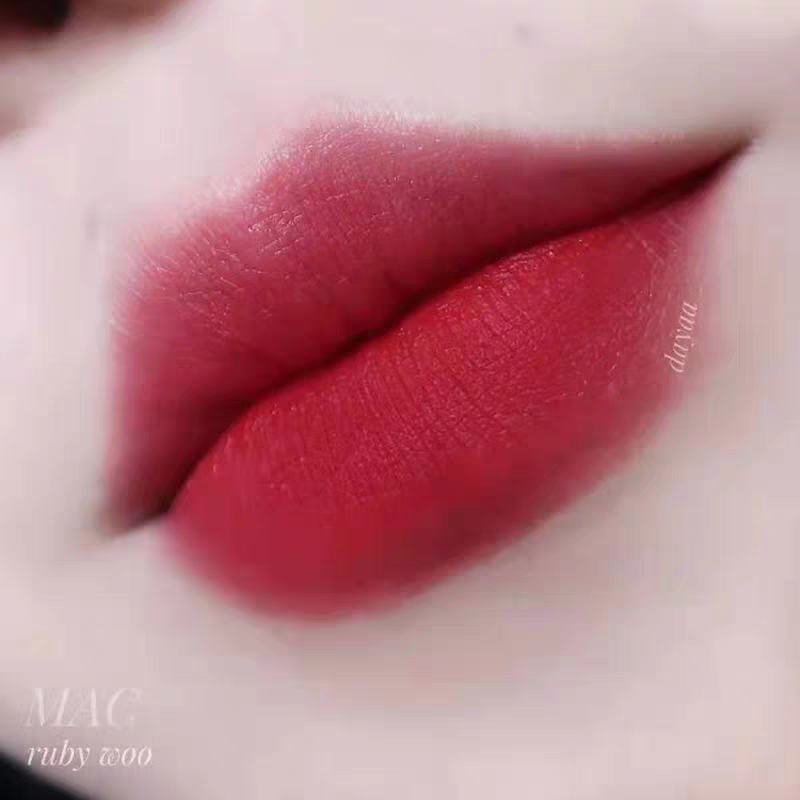 为啥用mac口红的女人比较廉价,有人说用mac口红档次低