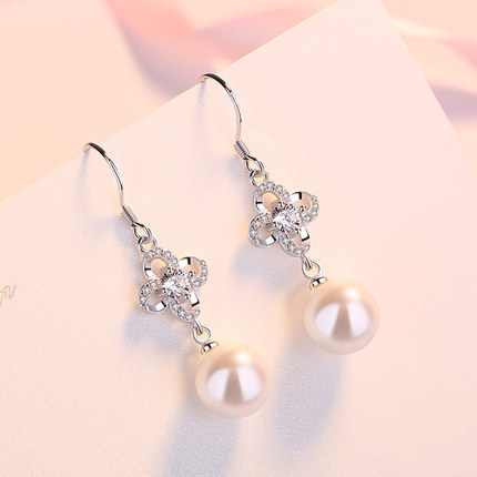 时尚大气的耳环有哪几款,又简约又大方的耳环