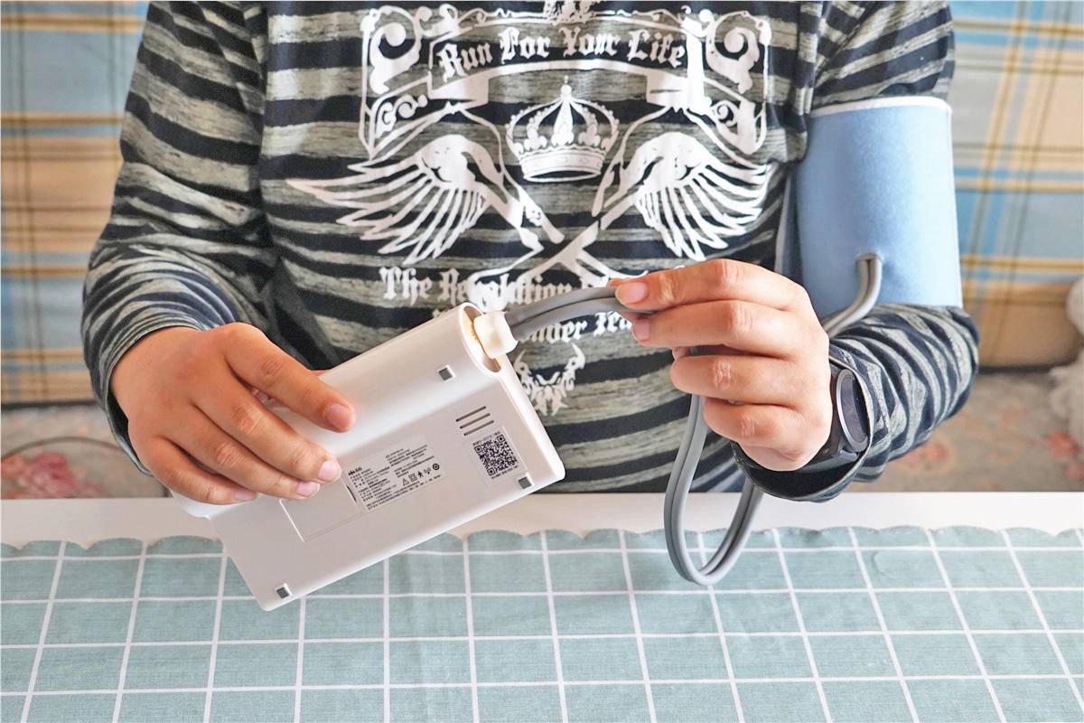 乐心双管血压计i7使用寿命,乐心双管血压计i7wifi版