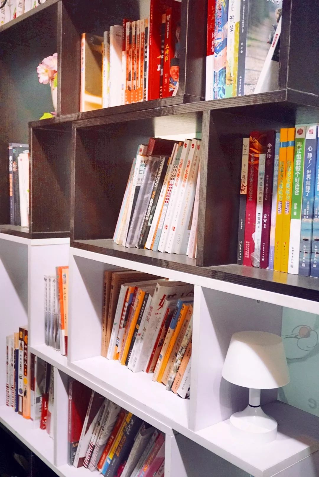 恒隆对面街店铺推荐,恒隆广场对面的甜品店