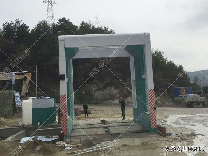 混凝土搅拌站洗车设备价格,全自动龙门式搅拌站洗车台