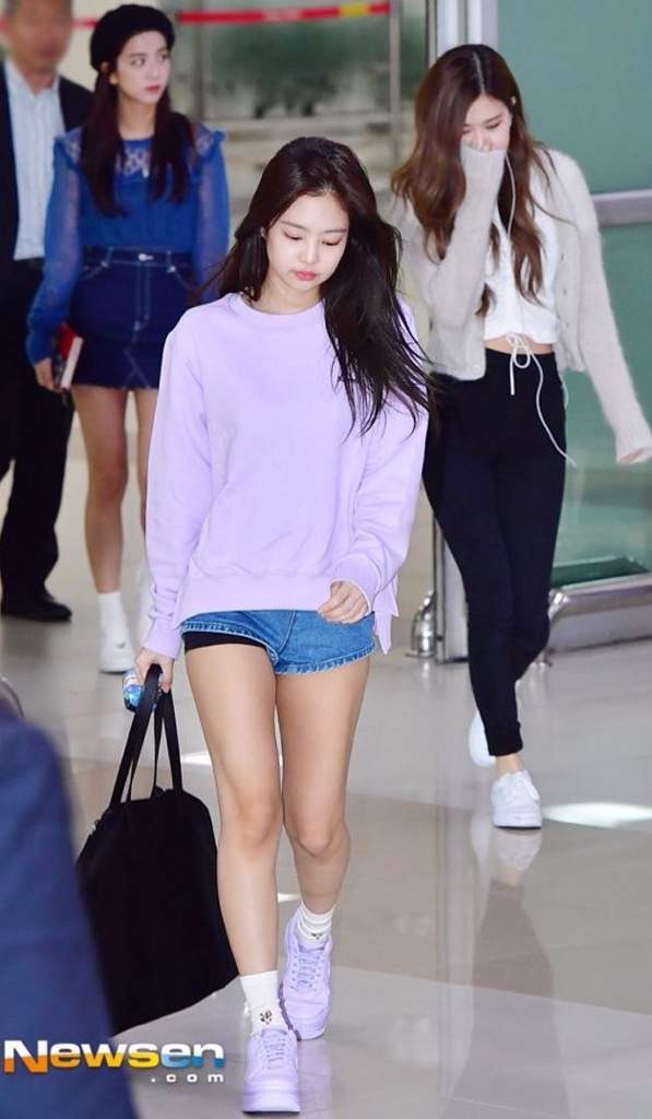 来感受一下韩国女团的魅力,不得不承认韩国女团的魅力