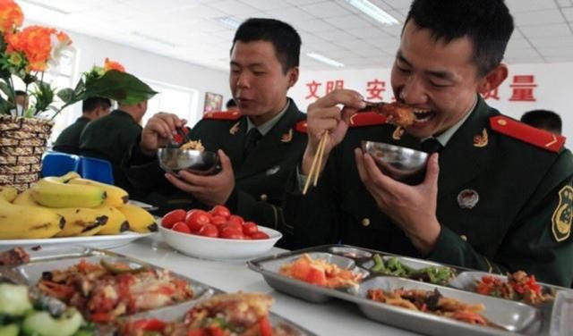 志愿军伙食和美国的伙食,美国军人伙食真实感受