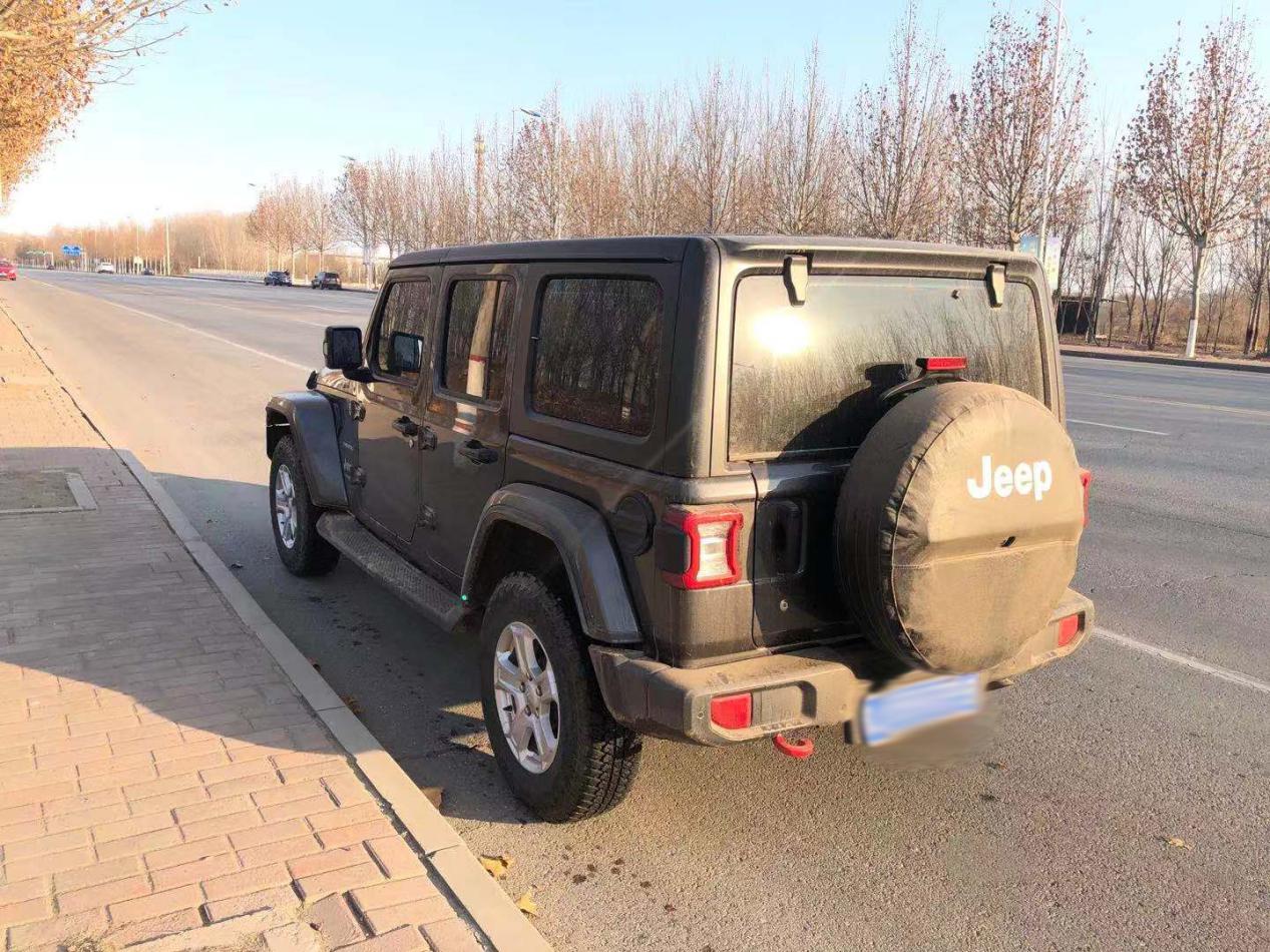 牧马人20万公里了油耗高怎么保养,农村小伙喜提路虎